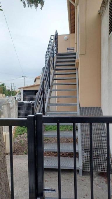 Appartement T2 Refait A Neuf Calme Et Agreable à Narbonne Extérieur photo